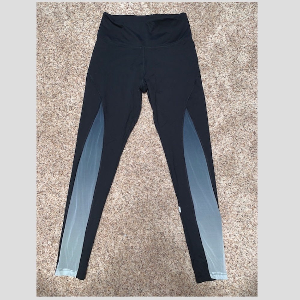 PINK Victoria's Secret Leggings with Ombre Mesh